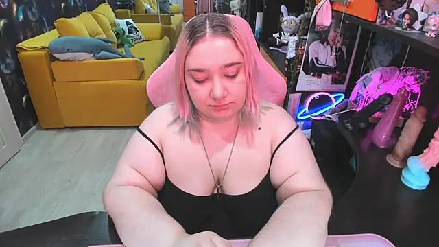 Softie Sofy online show from June 30, 2:34 am