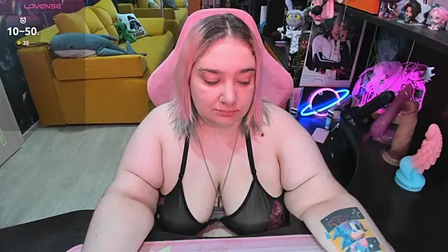Softie Sofy online show from July 3, 2:29 am