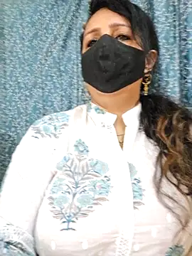 cute-tanvi online show from March 12, 1:25 am