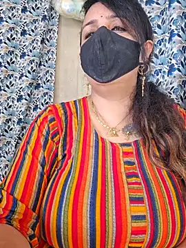 cute-tanvi online show from September 13, 1:49 am