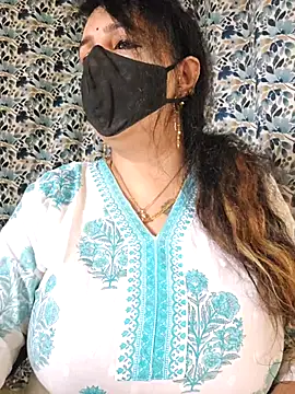 cute-tanvi online show from September 16, 1:17 am