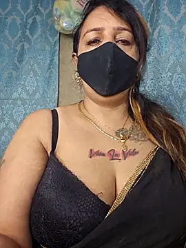 cute-tanvi online show from December 5, 1:36 am