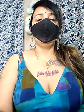 cute-tanvi online show from January 7, 1:08 am