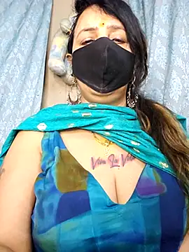 cute-tanvi online show from February 27, 12:54 am