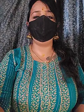 cute-tanvi online show from June 18, 1:17 am