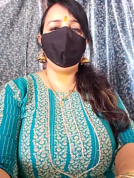 cute-tanvi online show from June 23, 3:59 am