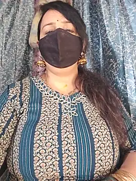cute-tanvi online show from June 24, 1:04 am