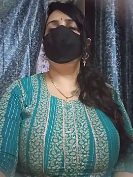 cute-tanvi online show from July 8, 1:15 pm
