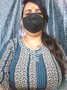 cute-tanvi online show from July 15, 1:11 am