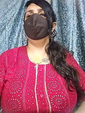 cute-tanvi online show from July 21, 1:35 pm