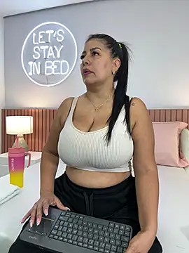 natural bigboobs online show from February 12, 7:35 pm