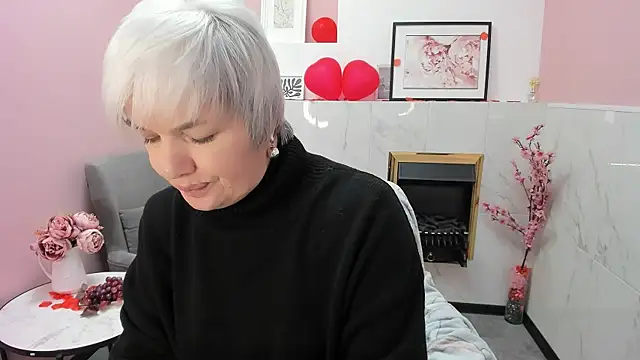 CarmenSoft online show from February 22, 8:40 pm