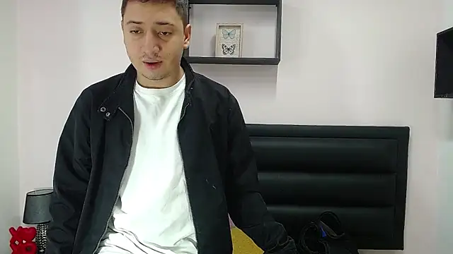 Snapshot of ares_sexxx chatting on March 3, 2:26 pm ares sexxx online show from March 3, 2:26 pm