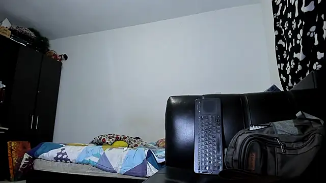 ares sexxx online show from October 22, 8:30 pm