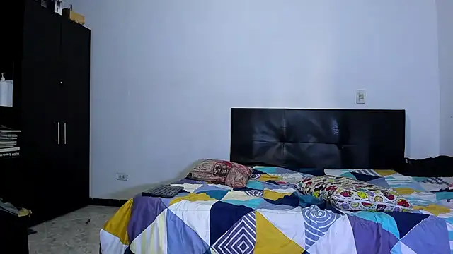 ares sexxx online show from February 7, 2:43 pm