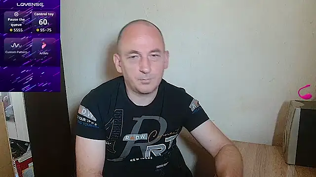 Johan   Barker online show from June 16, 9:56 am