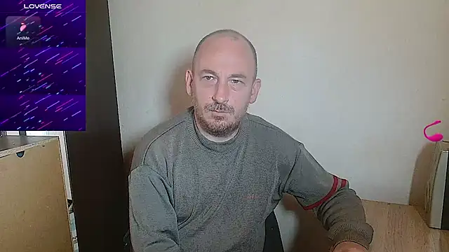 Snapshot of Johan___Barker chatting on July 13, 10:51 am Johan Barker online show from July 13, 10:51 am
