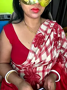 Snapshot of Anushka_21 chatting on December 15, 6:56 pm Anushka 21 online show from December 15, 6:56 pm