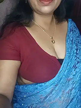 Snapshot of Anushka_21 chatting on July 19, 2:59 am Anushka 21 online show from July 19, 2:59 am