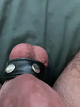 Snapshot of Luca999111 chatting on October 22, 8:52 pm Luca999111 online show from October 22, 8:52 pm