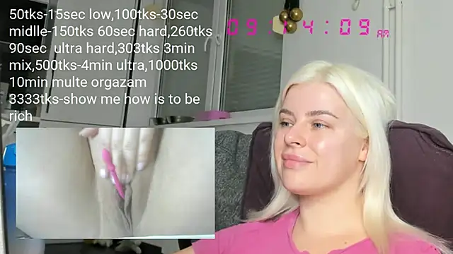 Snapshot of queenofthenighttt chatting on January 23, 8:15 am queenofthenighttt online show from January 23, 8:15 am