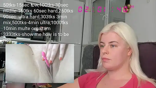 Snapshot of queenofthenighttt chatting on January 31, 1:02 pm queenofthenighttt online show from January 31, 1:02 pm