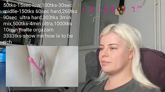 Snapshot of queenofthenighttt chatting on February 5, 11:34 am queenofthenighttt online show from February 5, 11:34 am