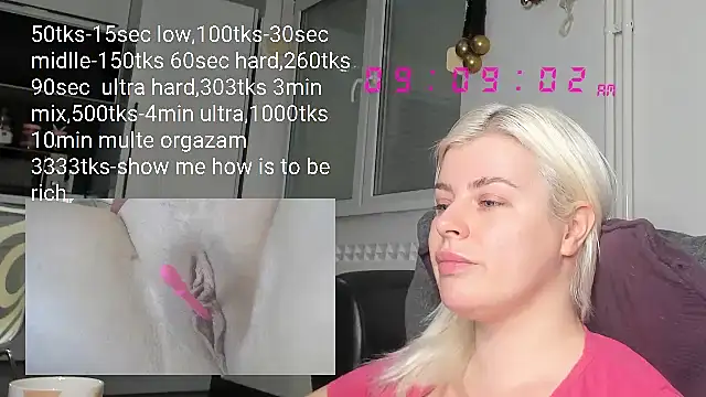 Snapshot of queenofthenighttt chatting on February 8, 8:09 am queenofthenighttt online show from February 8, 8:09 am