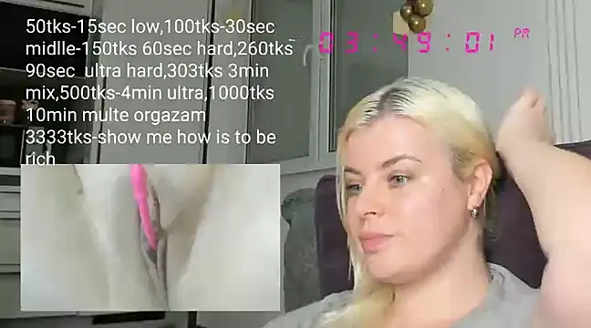 Snapshot of queenofthenighttt chatting on February 18, 2:49 pm queenofthenighttt online show from February 18, 2:49 pm