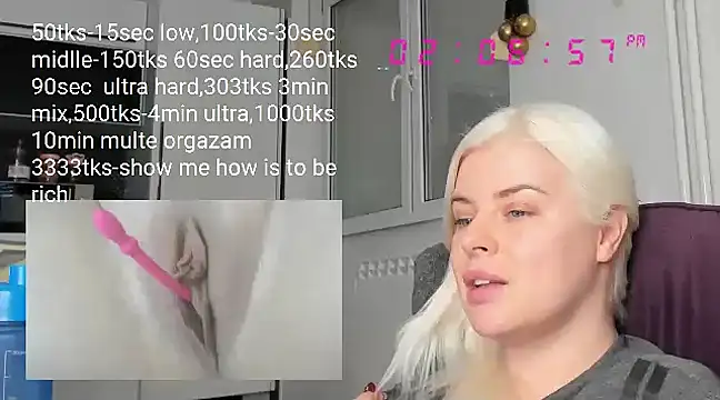 Snapshot of queenofthenighttt chatting on February 26, 1:08 pm queenofthenighttt online show from February 26, 1:08 pm