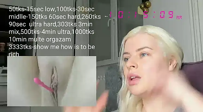 Snapshot of queenofthenighttt chatting on February 28, 9:15 am queenofthenighttt online show from February 28, 9:15 am