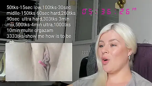 Snapshot of queenofthenighttt chatting on March 18, 4:37 pm queenofthenighttt online show from March 18, 4:37 pm