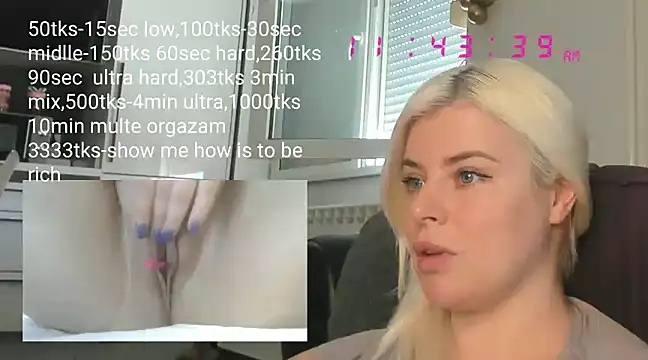 Snapshot of queenofthenighttt chatting on March 19, 10:44 am queenofthenighttt online show from March 19, 10:44 am