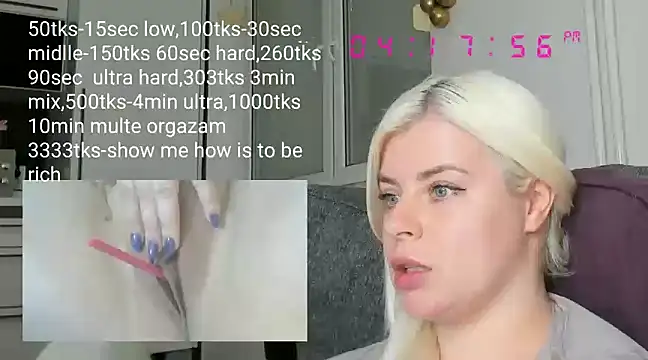 Snapshot of queenofthenighttt chatting on March 19, 3:19 pm queenofthenighttt online show from March 19, 3:19 pm