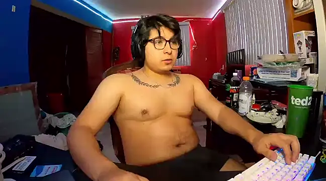 Snapshot of Nathanroberts111 chatting on January 28, 5:46 pm Nathanroberts111 online show from January 28, 5:46 pm