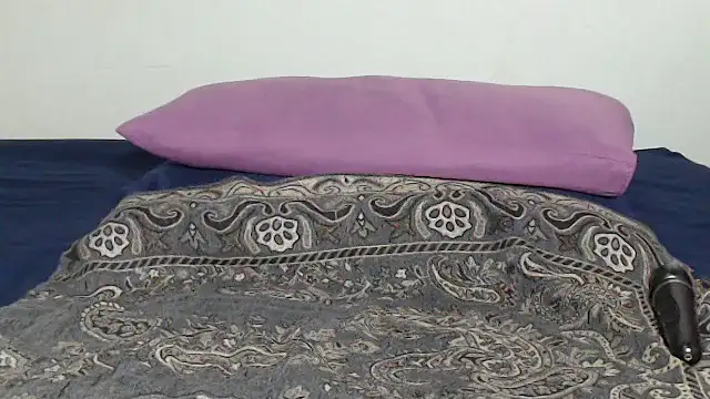 Snapshot of ANGELINE600 chatting on March 13, 3:44 am ANGELINE600 online show from March 13, 3:44 am