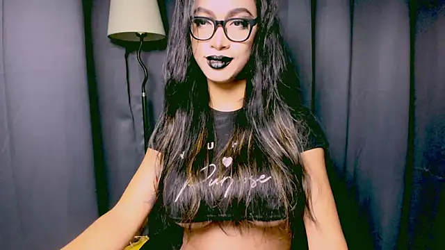 Snapshot of XXsexylongcockXX chatting on December 3, 7:55 pm XXsexylongcockXX online show from December 3, 7:55 pm