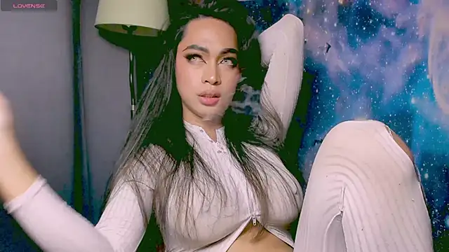 Snapshot of XXsexylongcockXX chatting on February 5, 8:35 pm XXsexylongcockXX online show from February 5, 8:35 pm