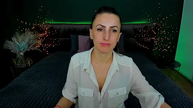 Snapshot of Rebecca_Diamond chatting on February 26, 9:42 am Rebecca Diamond online show from February 26, 9:42 am