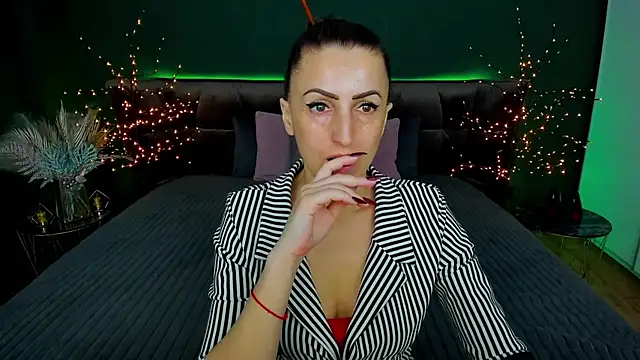 Snapshot of Rebecca_Diamond chatting on March 16, 6:20 am Rebecca Diamond online show from March 16, 6:20 am