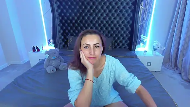 Snapshot of Rebecca_Diamond chatting on November 2, 6:16 am Rebecca Diamond online show from November 2, 6:16 am