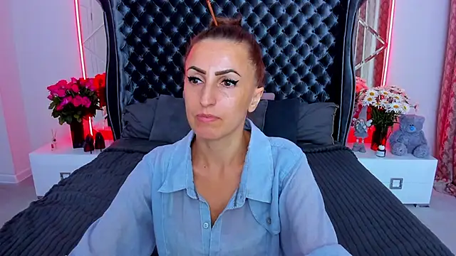 Rebecca Diamond online show from June 28, 5:57 am