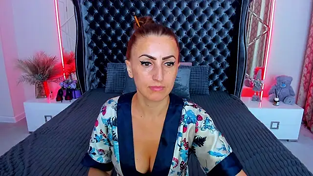 Rebecca Diamond online show from July 22, 5:54 am