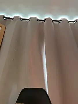 curchez  online show from November 21, 5:11 pm