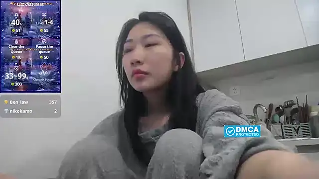 Snapshot of Asiagirll chatting on February 25, 2:14 am Asiagirll online show from February 25, 2:14 am