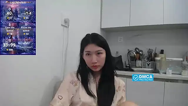 Snapshot of Asiagirll chatting on March 21, 12:51 am Asiagirll online show from March 21, 12:51 am