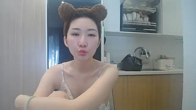 Asiagirll online show from June 1, 1:51 am