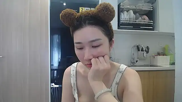 Asiagirll online show from June 11, 12:32 am