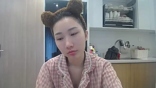 Asiagirll online show from June 16, 2:58 am