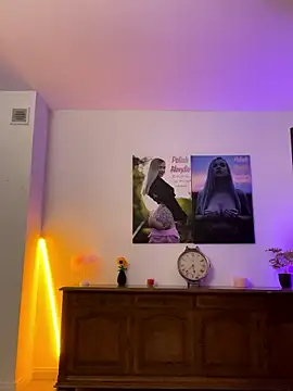 Snapshot of Cute-Alice chatting on January 9, 8:43 pm Cute-Alice online show from January 9, 8:43 pm